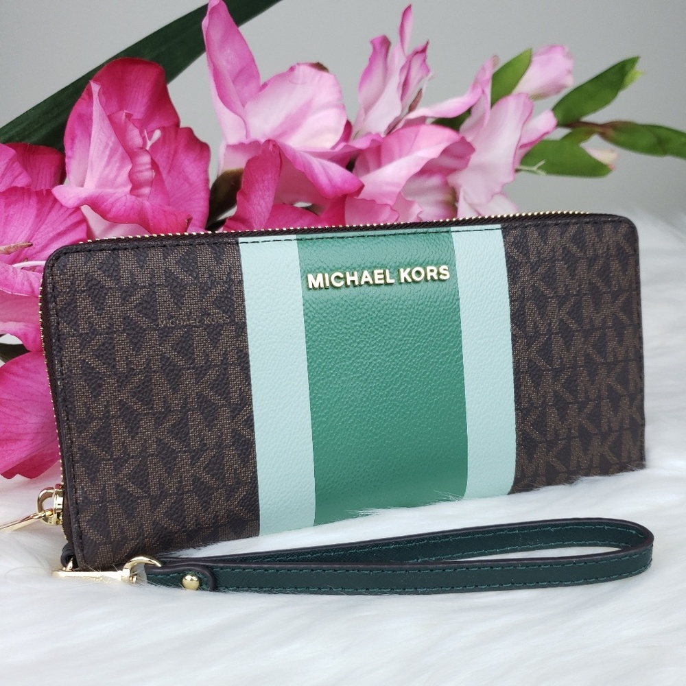🌺Michael Kors Carryall Tote and Wallet set Brown - Picture 6 of 8